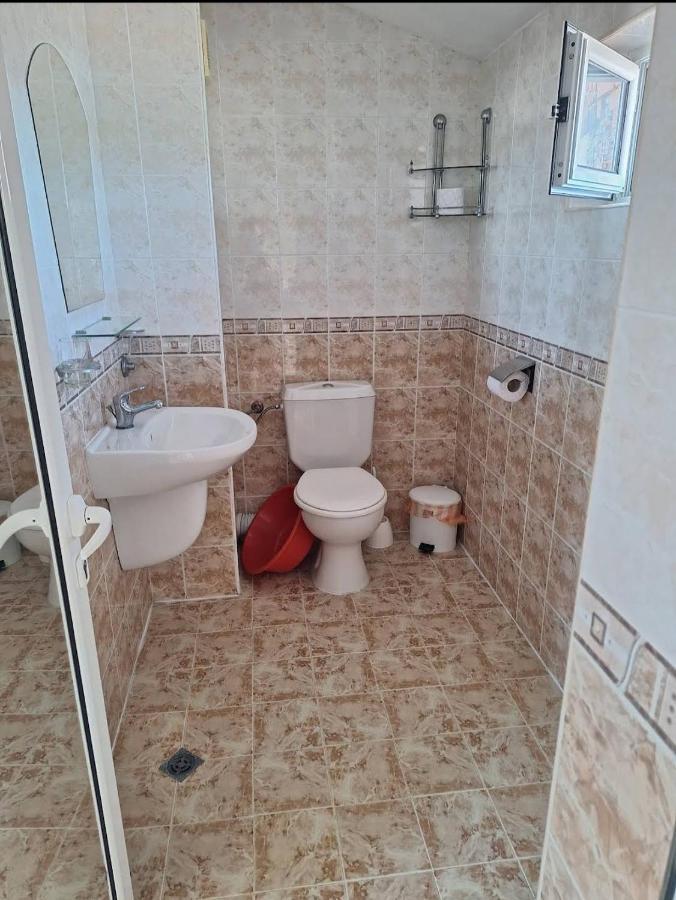 Ivanovi Guest House Primorsko Eksteriør bilde